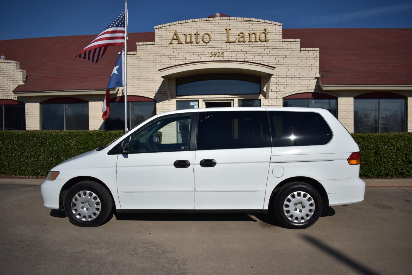 2003 White /Gray Honda Odyssey (5FNRL18513B) , located at 5925 E. BELKNAP ST., HALTOM CITY, TX, 76117, (817) 834-4222, 32.803799, -97.259003 - Buying a 2003 Honda Odyssey can be a smart choice for several reasons: Reliability: Hondas are known for their reliability, and the Odyssey is no exception. The 2003 model year is often praised for its durability and long-lasting performance. Safety: The 2003 Honda Odyssey comes equipped with safe - Photo#0